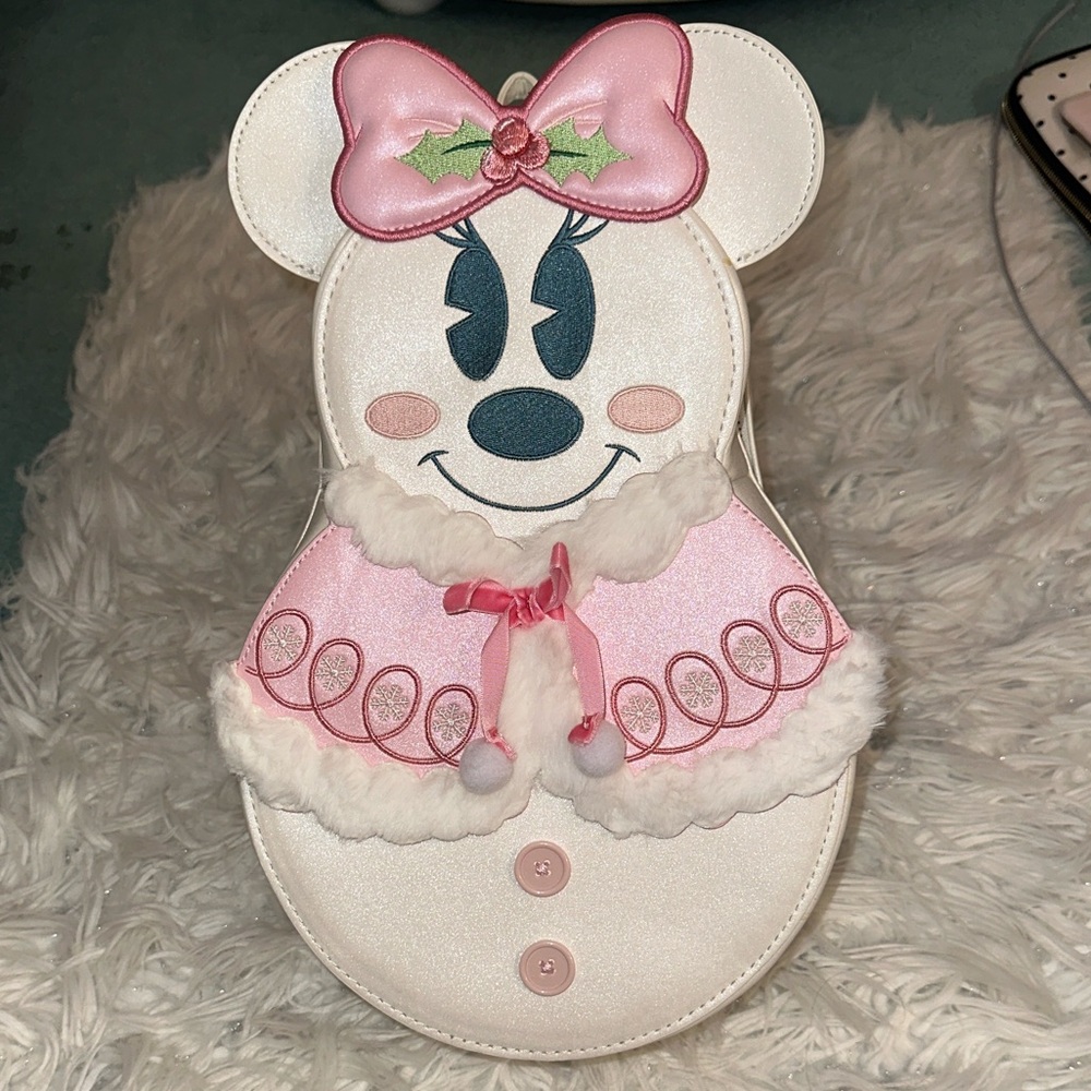 🎀 Loungefly Disney Minnie Mouse Pastel Figural Snowman Mini Backpack ❄️☃️